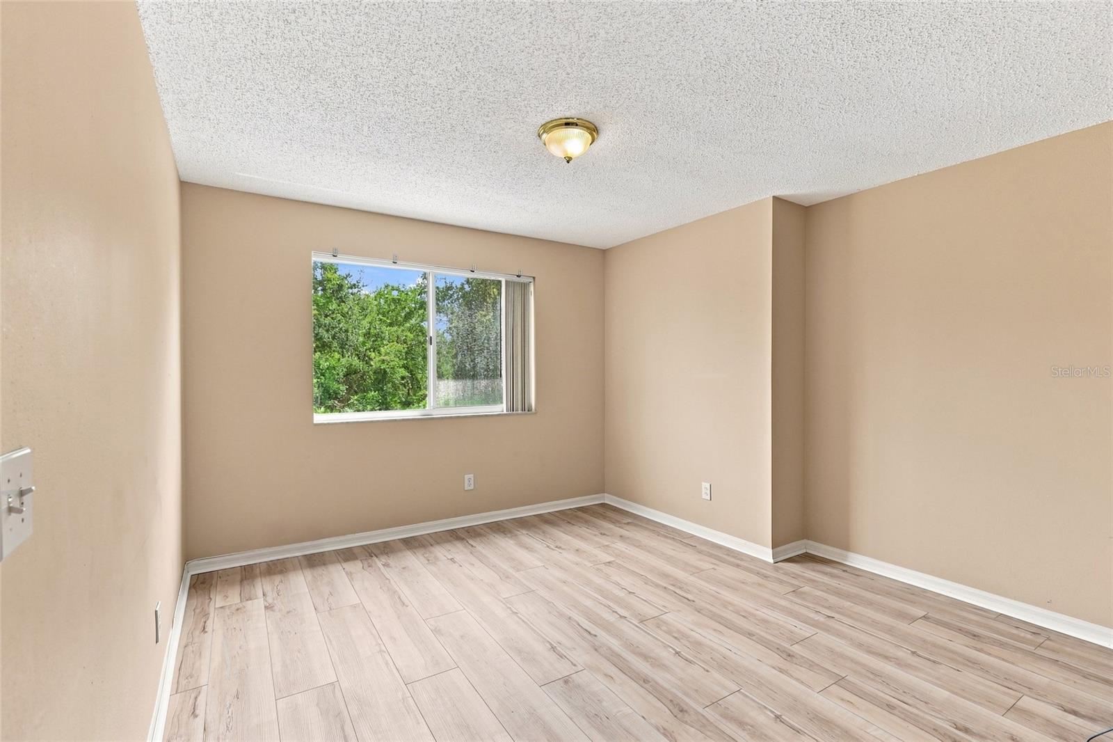 10526 Beneva Dr Property Photo 25