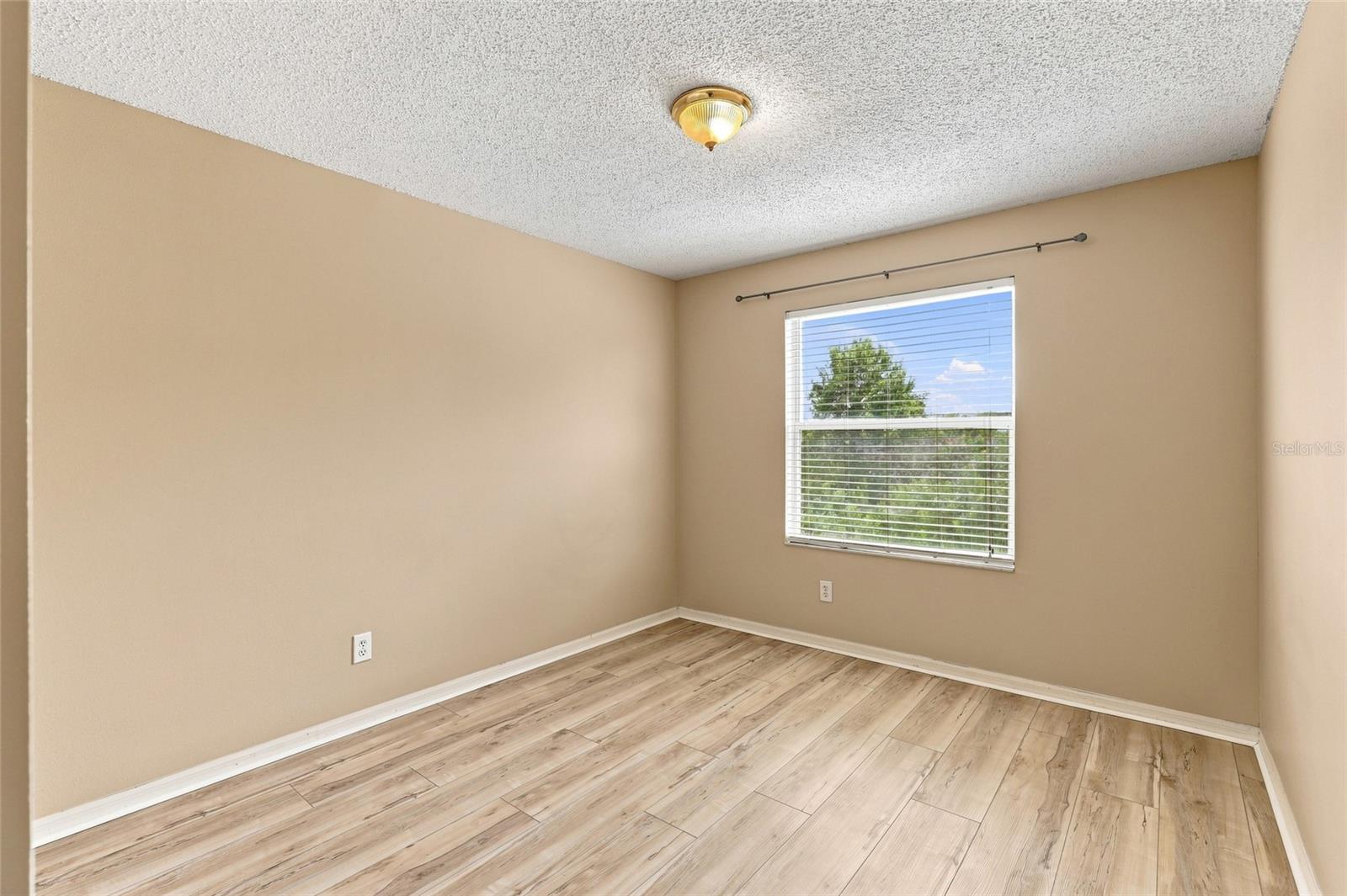 10526 Beneva Dr Property Photo 28