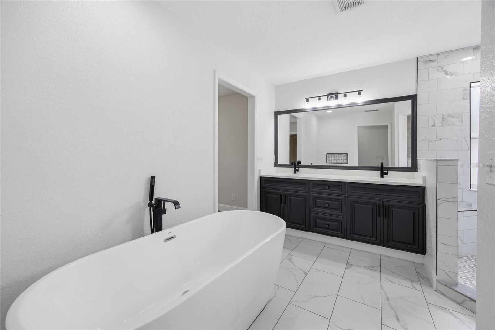 10058 Se 105th Pl Property Photo 22