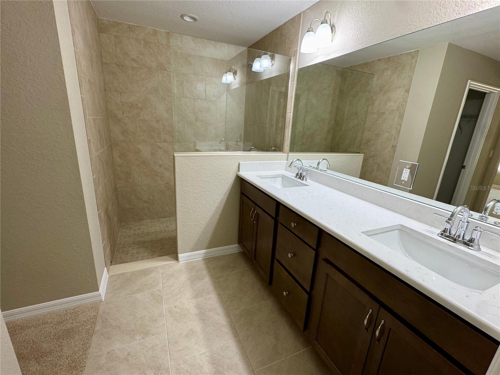 1540 E Artesian Ln Property Photo 12