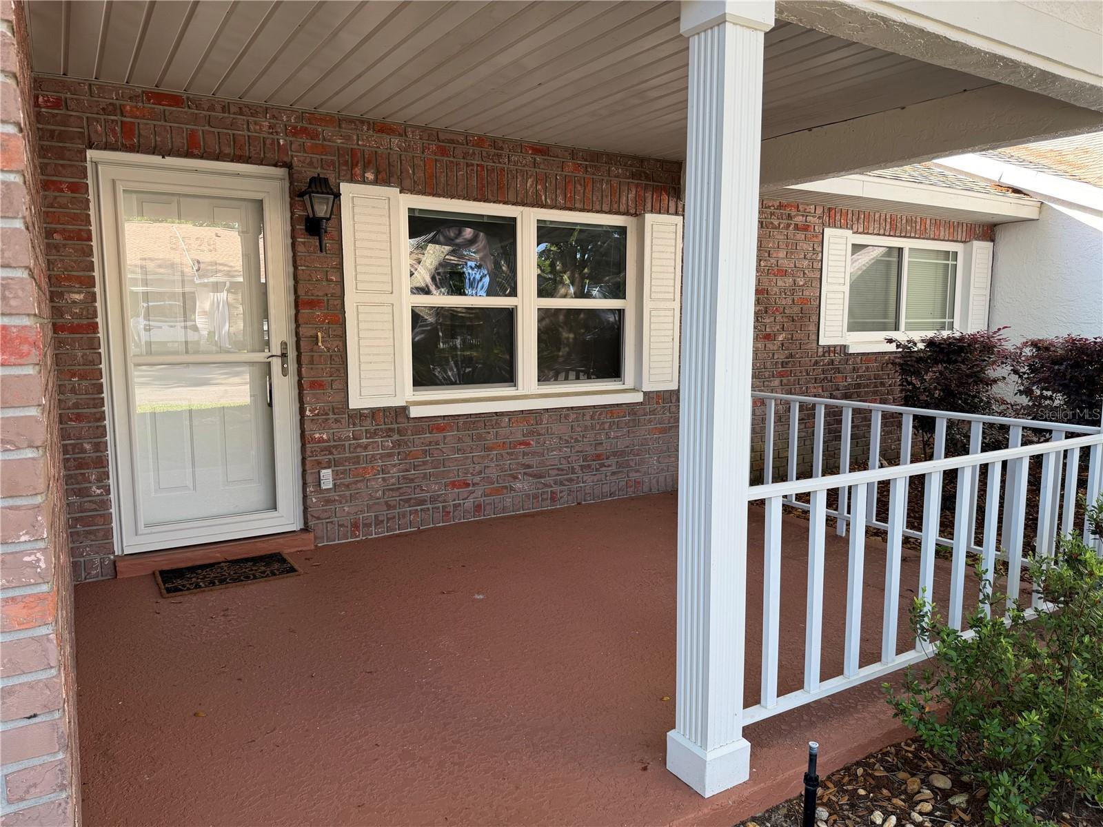 9529 Sw 85th Ave #d Property Photo 3