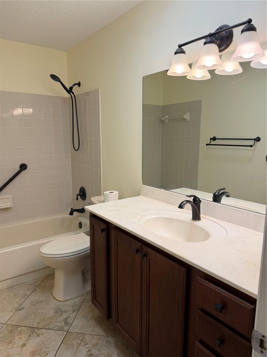 9529 Sw 85th Ave #d Property Photo 17