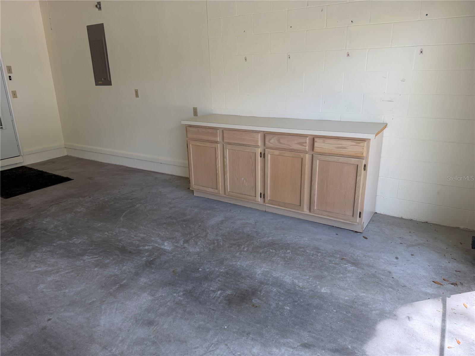 9529 Sw 85th Ave #d Property Photo 21