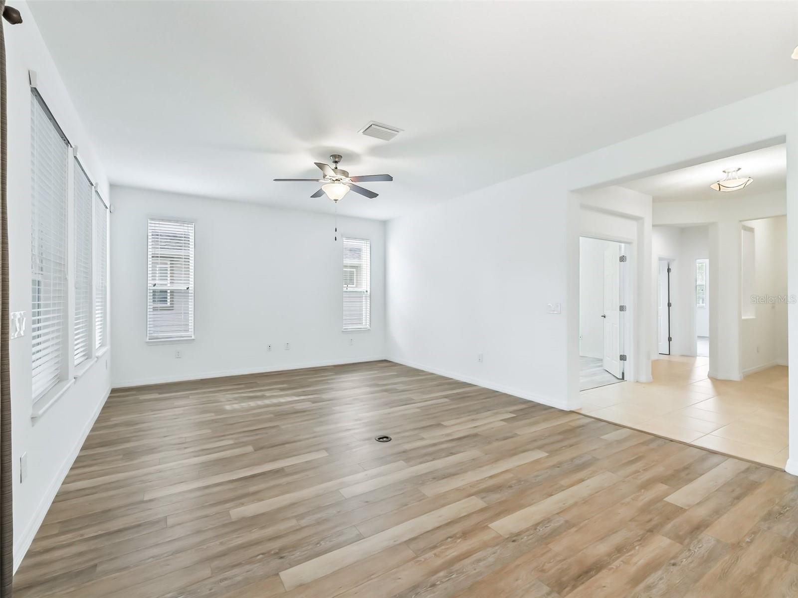 4976 Nw 35th Lane Rd Property Photo 11