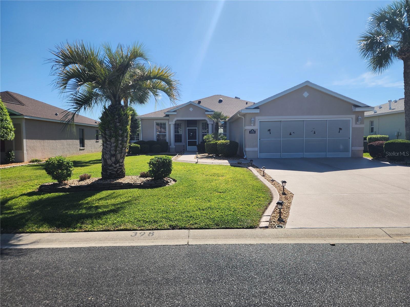 1715 SW 157TH PLACE RD Property Photo 1