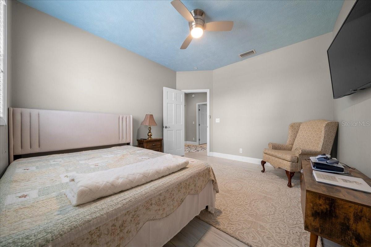 2411 Se 27th St Property Photo 41