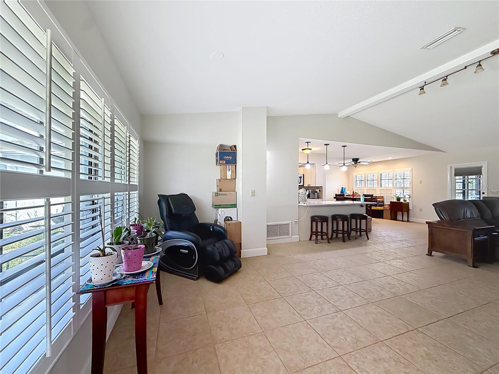 8801 E Cresco Ln Property Photo 14
