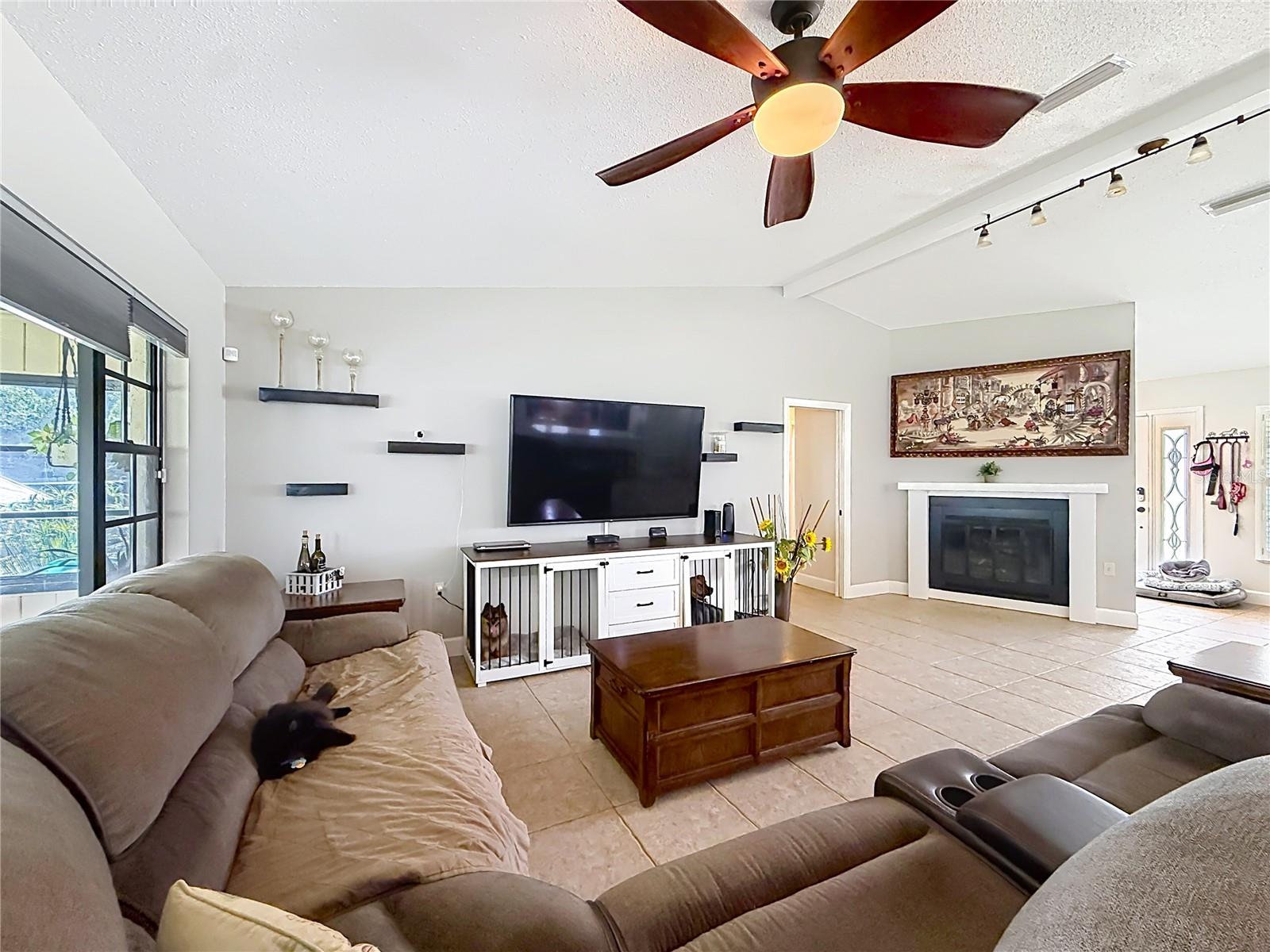 8801 E Cresco Ln Property Photo 19