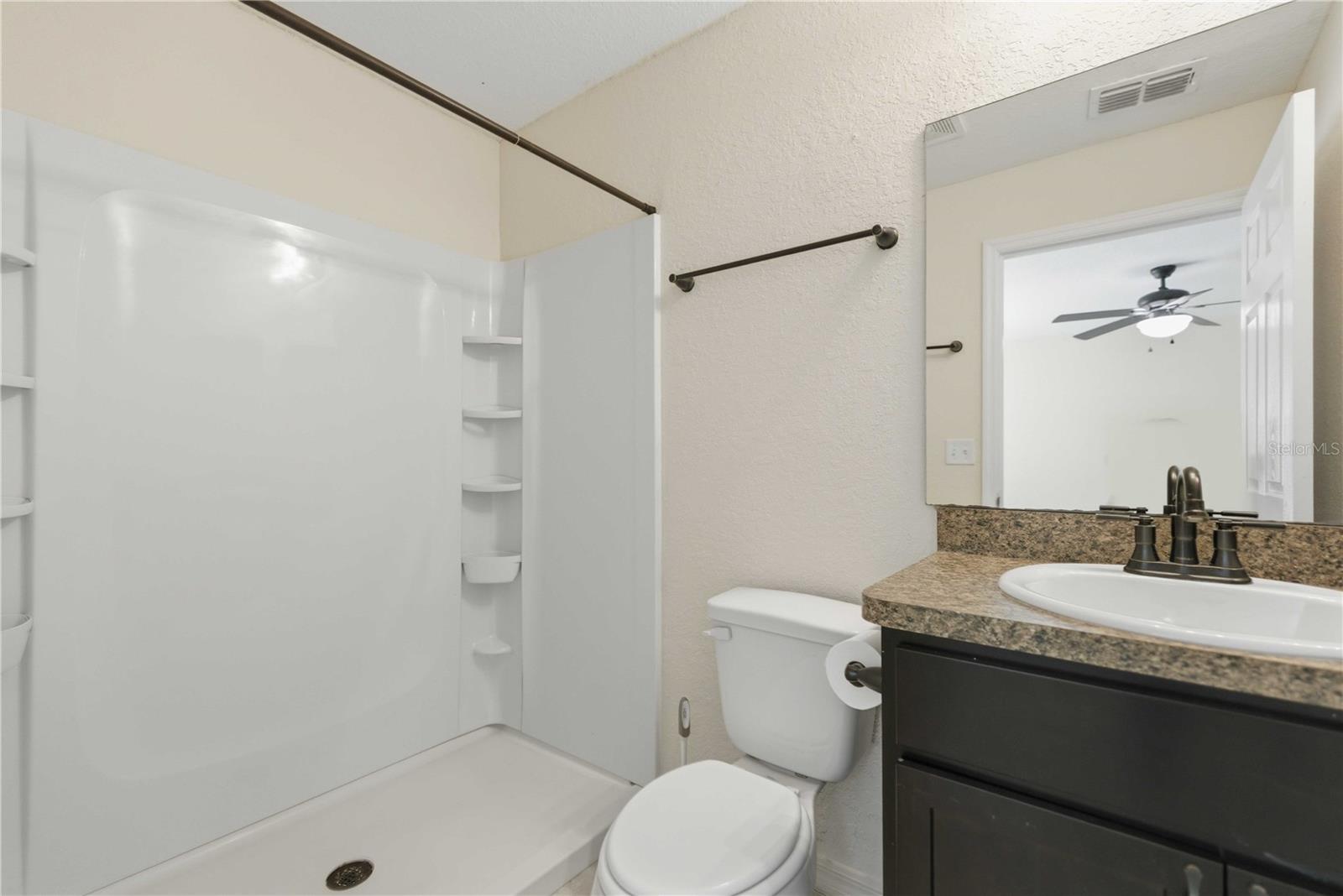 OM722976 Property Photo 16