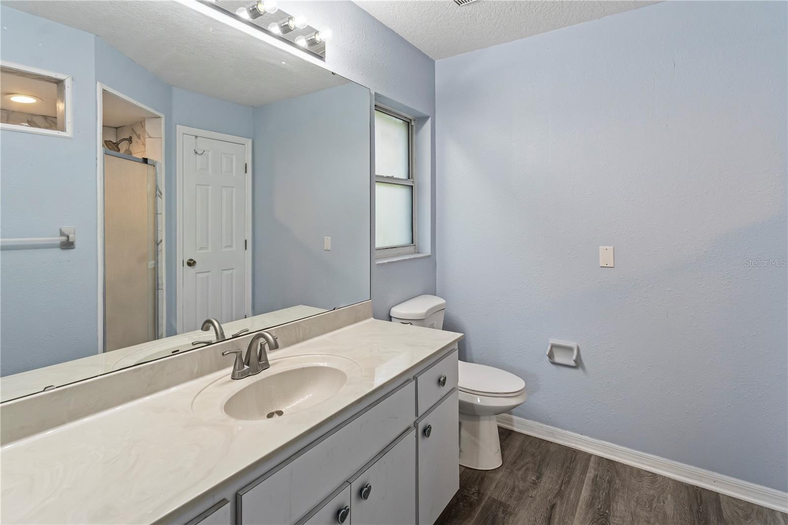 5542 Nw 60th Ter Property Photo 11