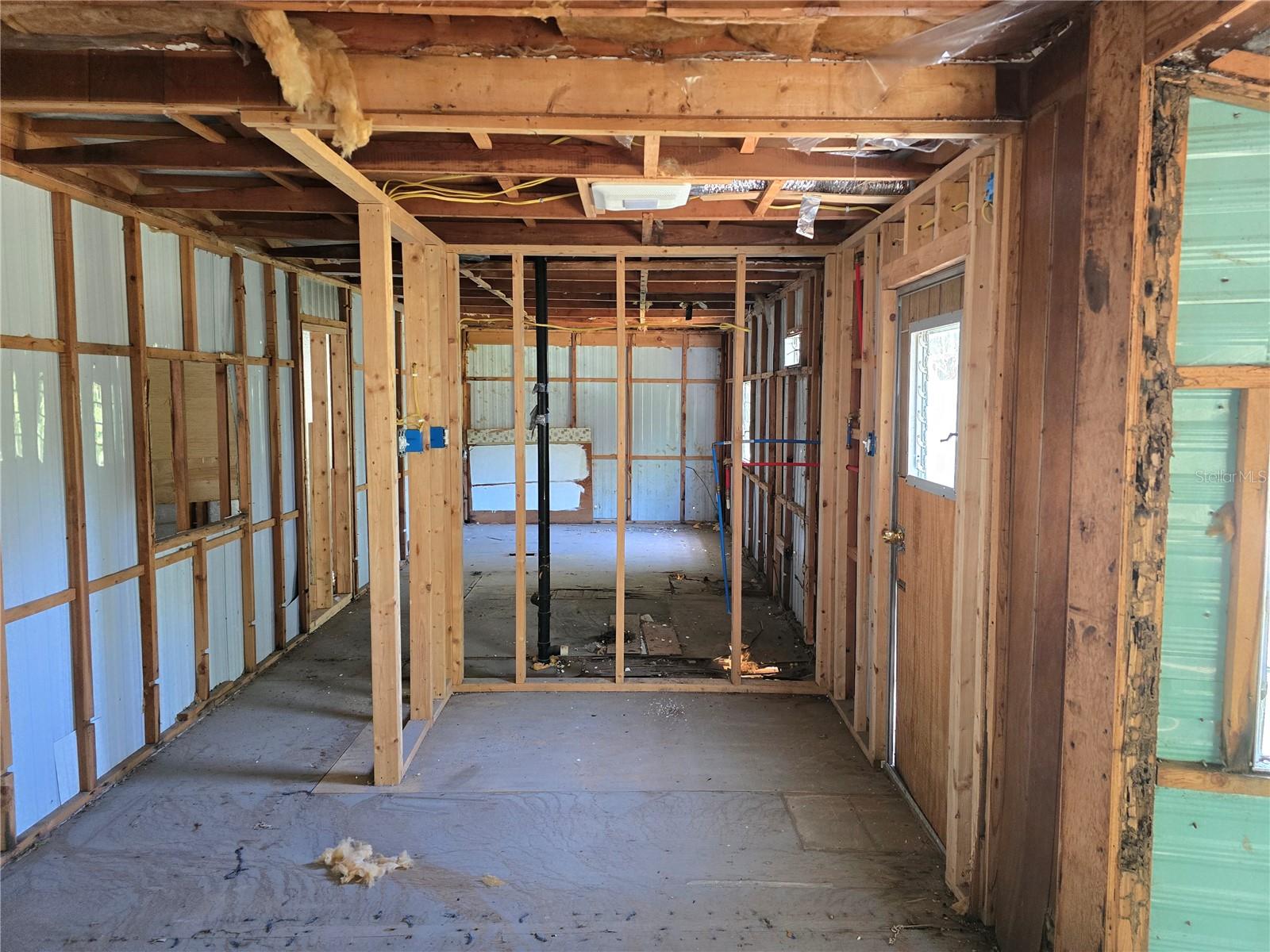 14272 W Sutton Ct Property Photo 9