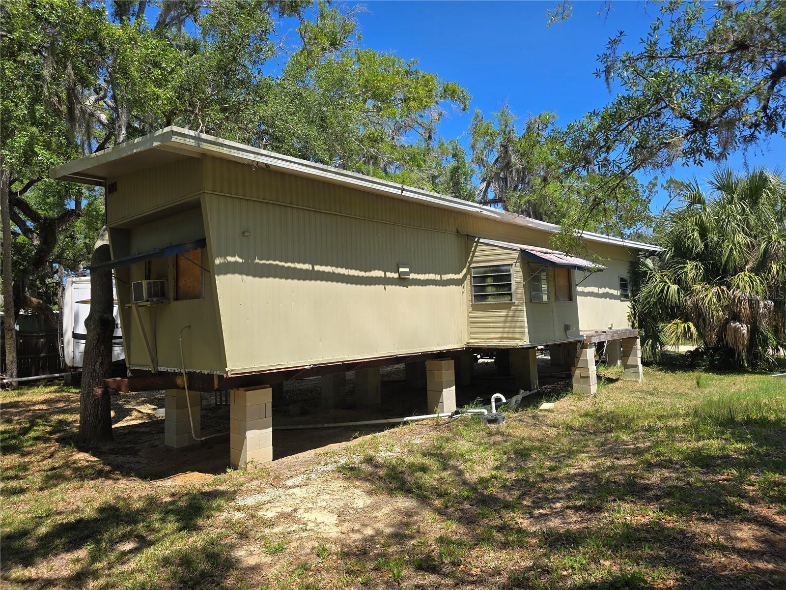 14272 W Sutton Ct Property Photo 18
