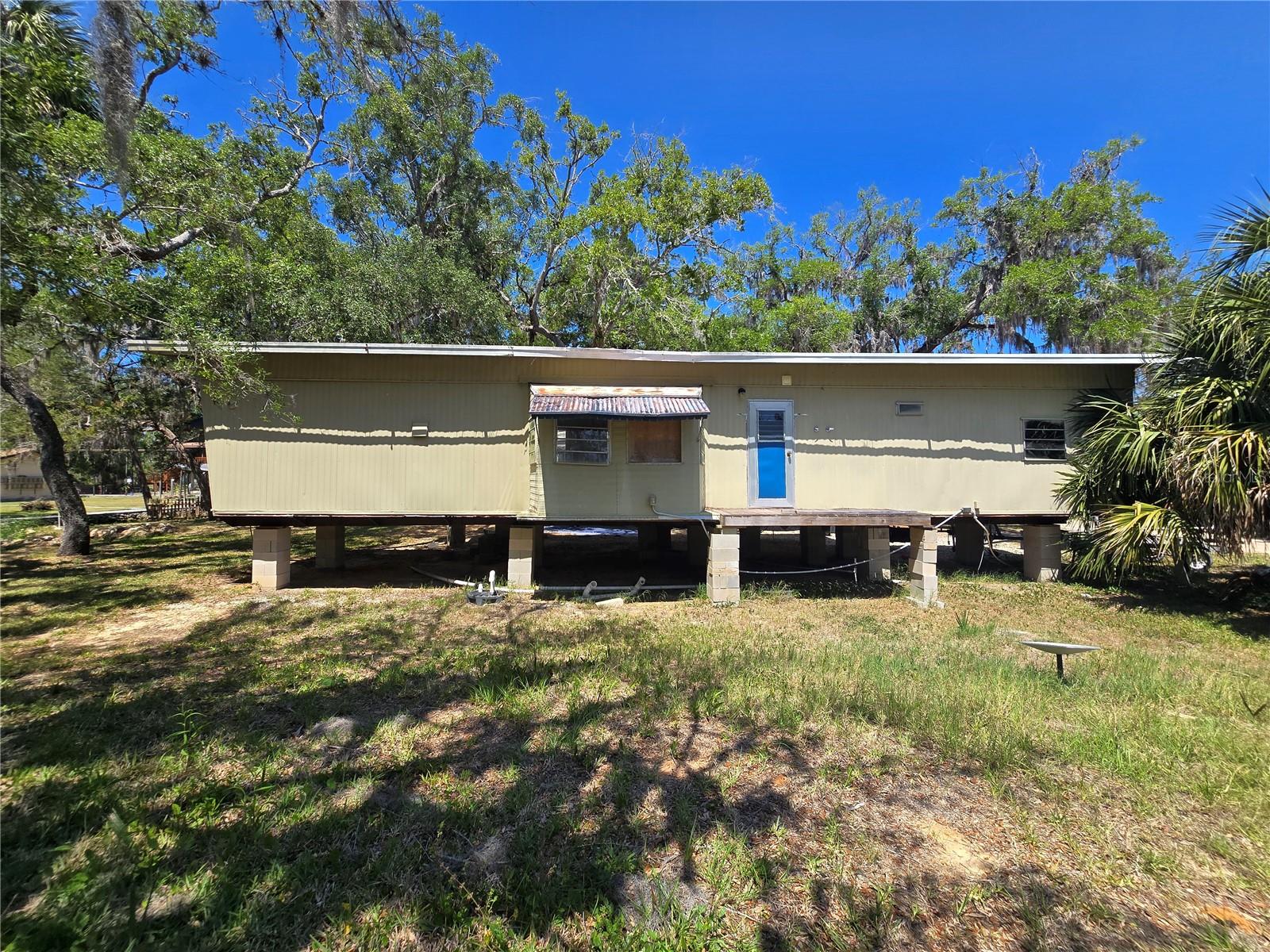 14272 W Sutton Ct Property Photo 19