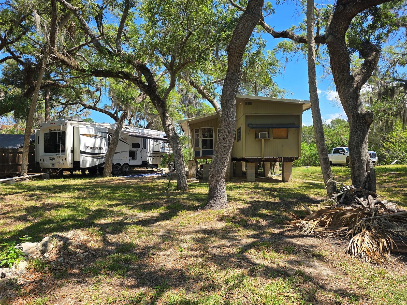 14272 W Sutton Ct Property Photo 28