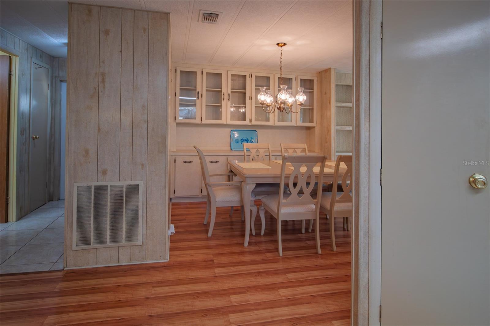 9141 Salisbury Dr Property Photo 24