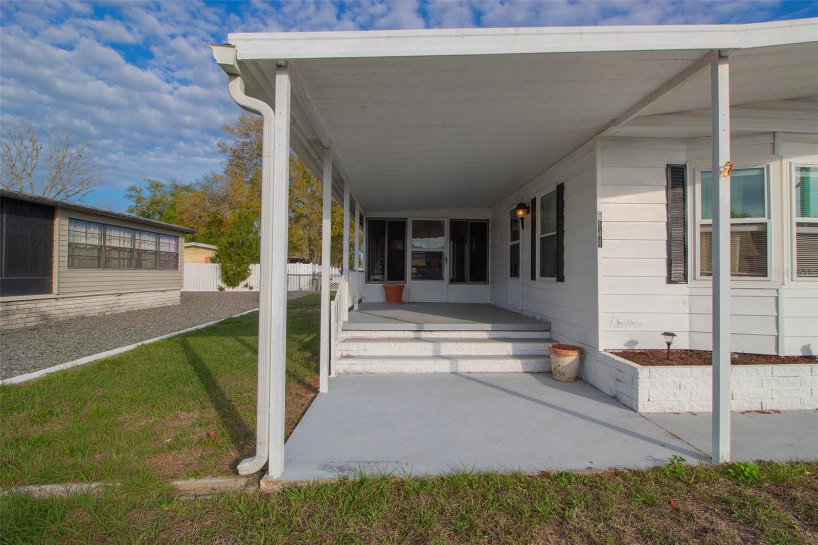9141 Salisbury Dr Property Photo 40