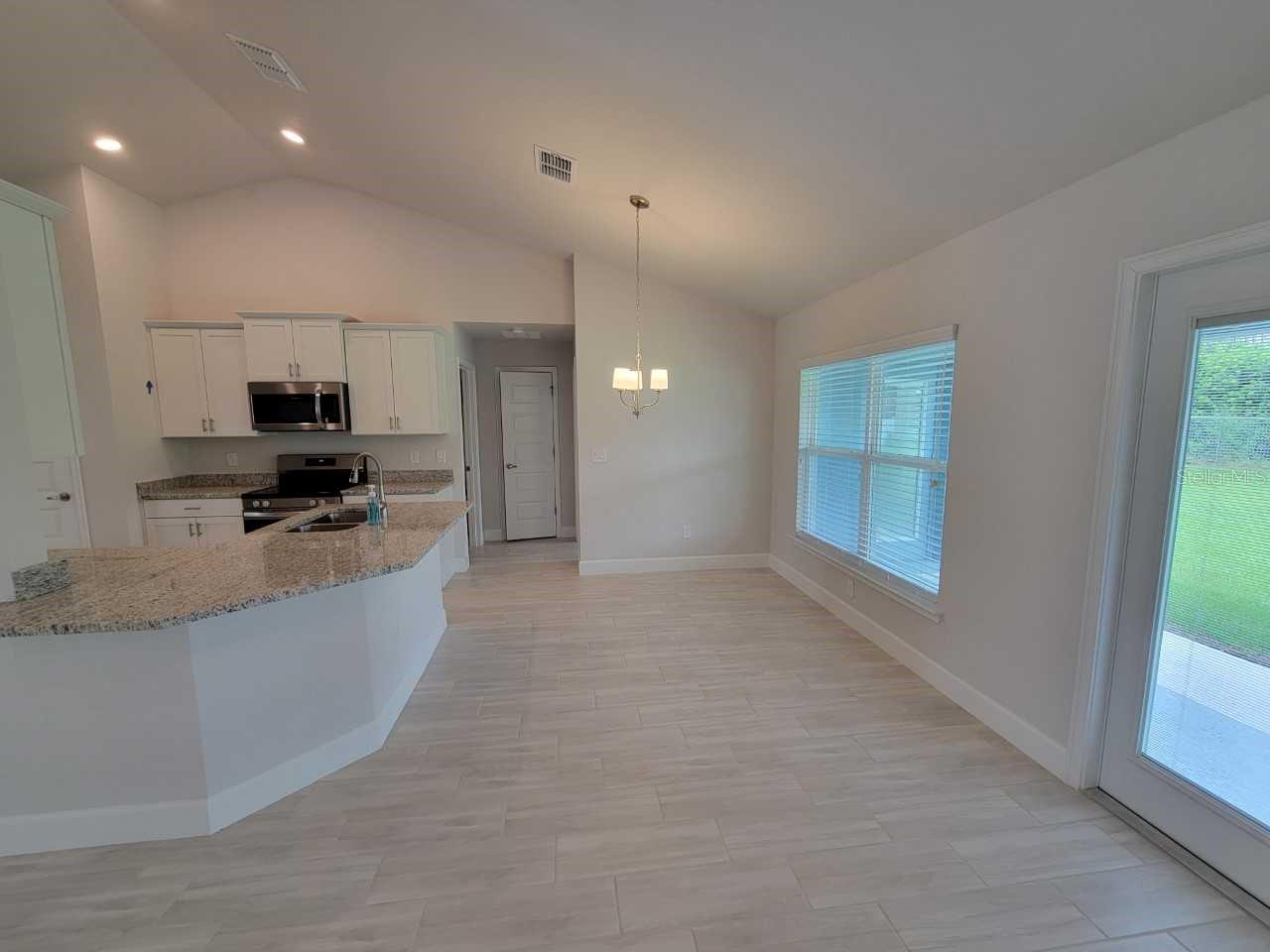1772 Sw 168th Loop Property Photo 7