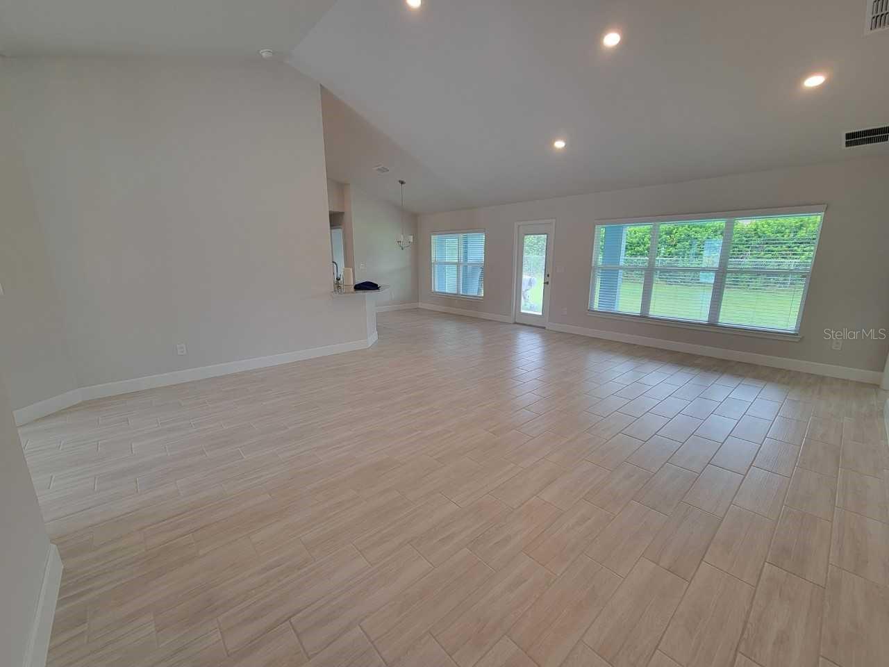 1772 Sw 168th Loop Property Photo 12