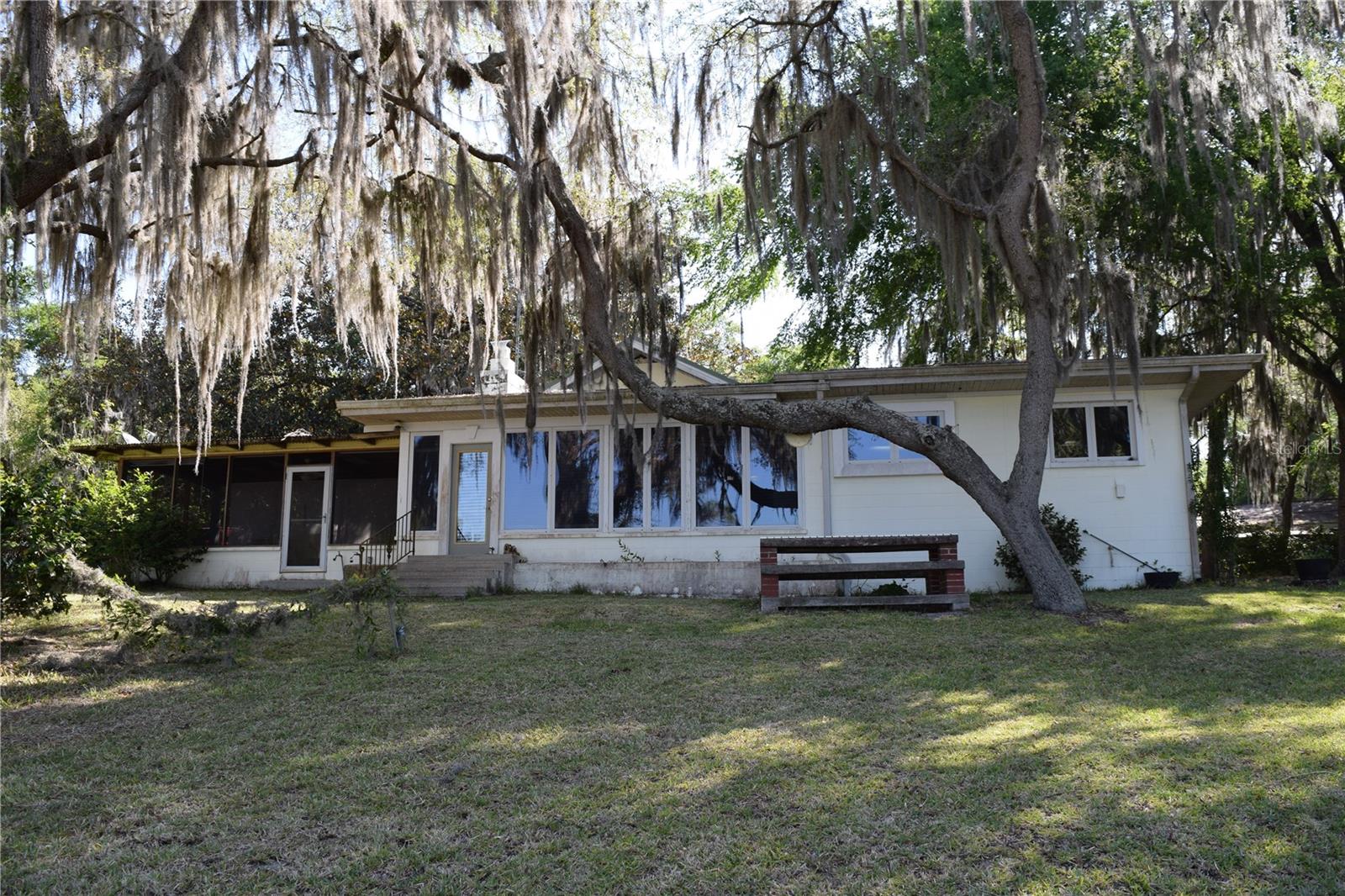121 Aweema Way Property Photo 2