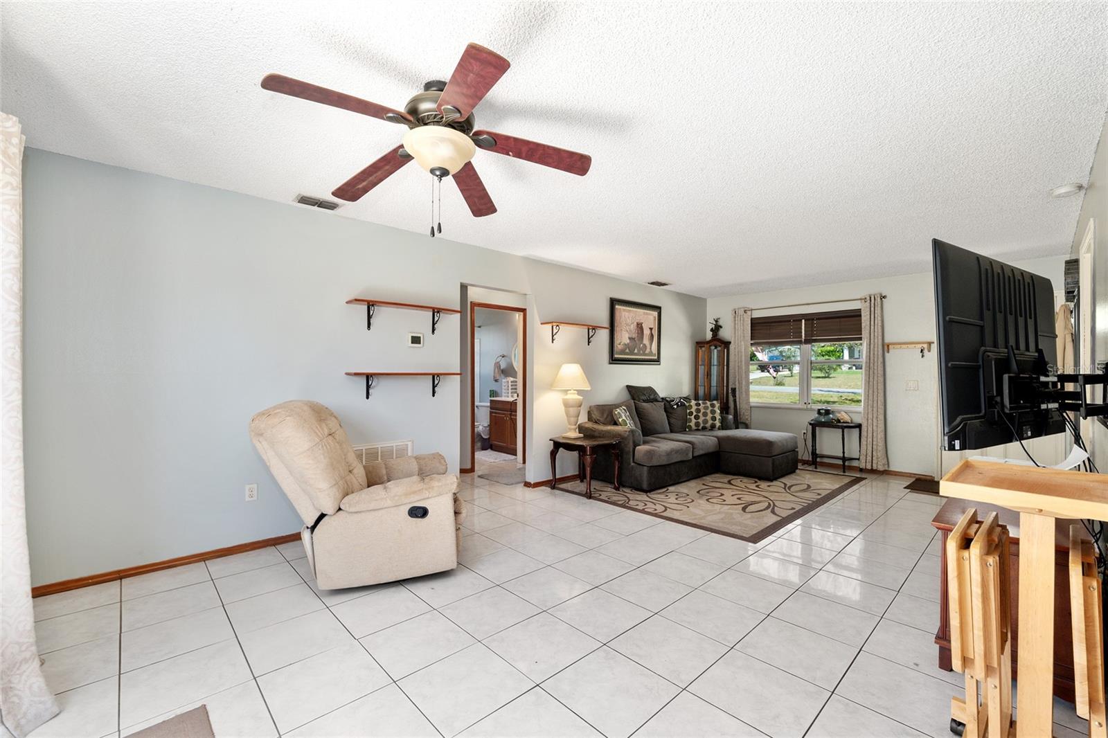 18 Olive Cir Property Photo 19
