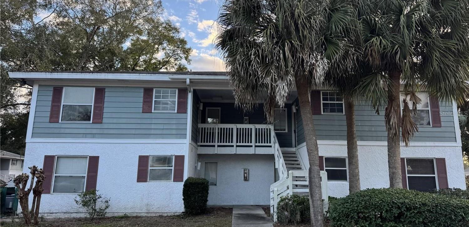 8200 FAIRWAYS CIR #B102 Property Photo 1