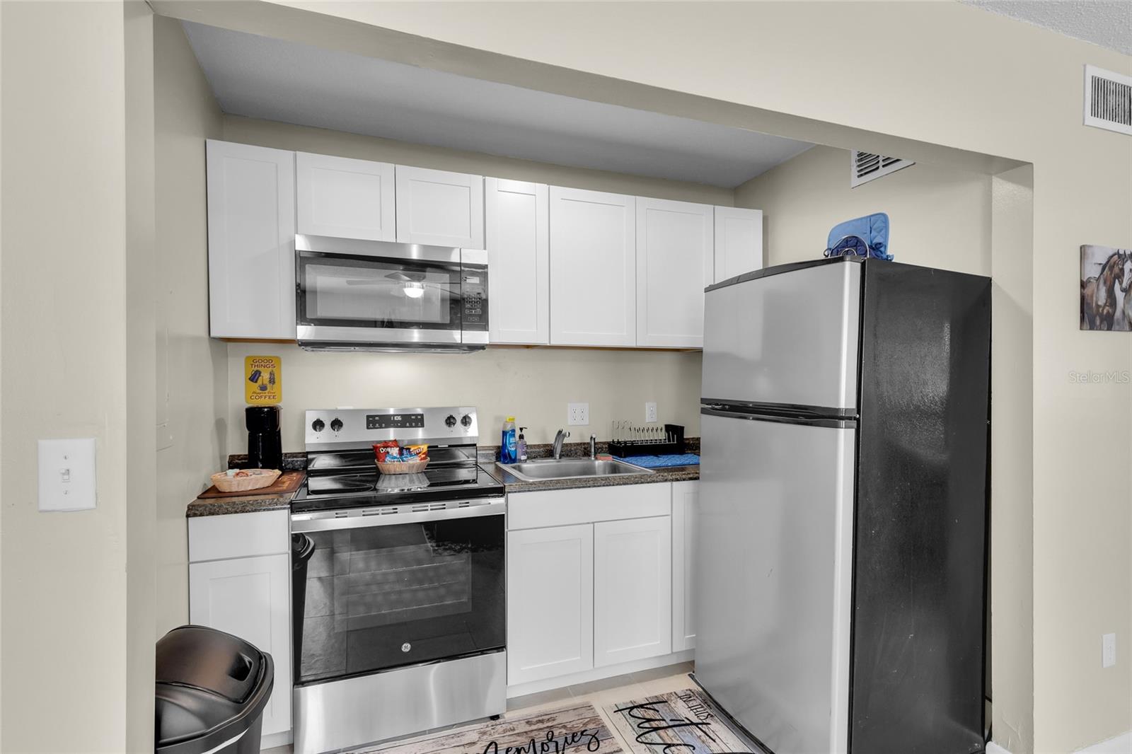 2621 Sw 33 Ave Property Photo 6