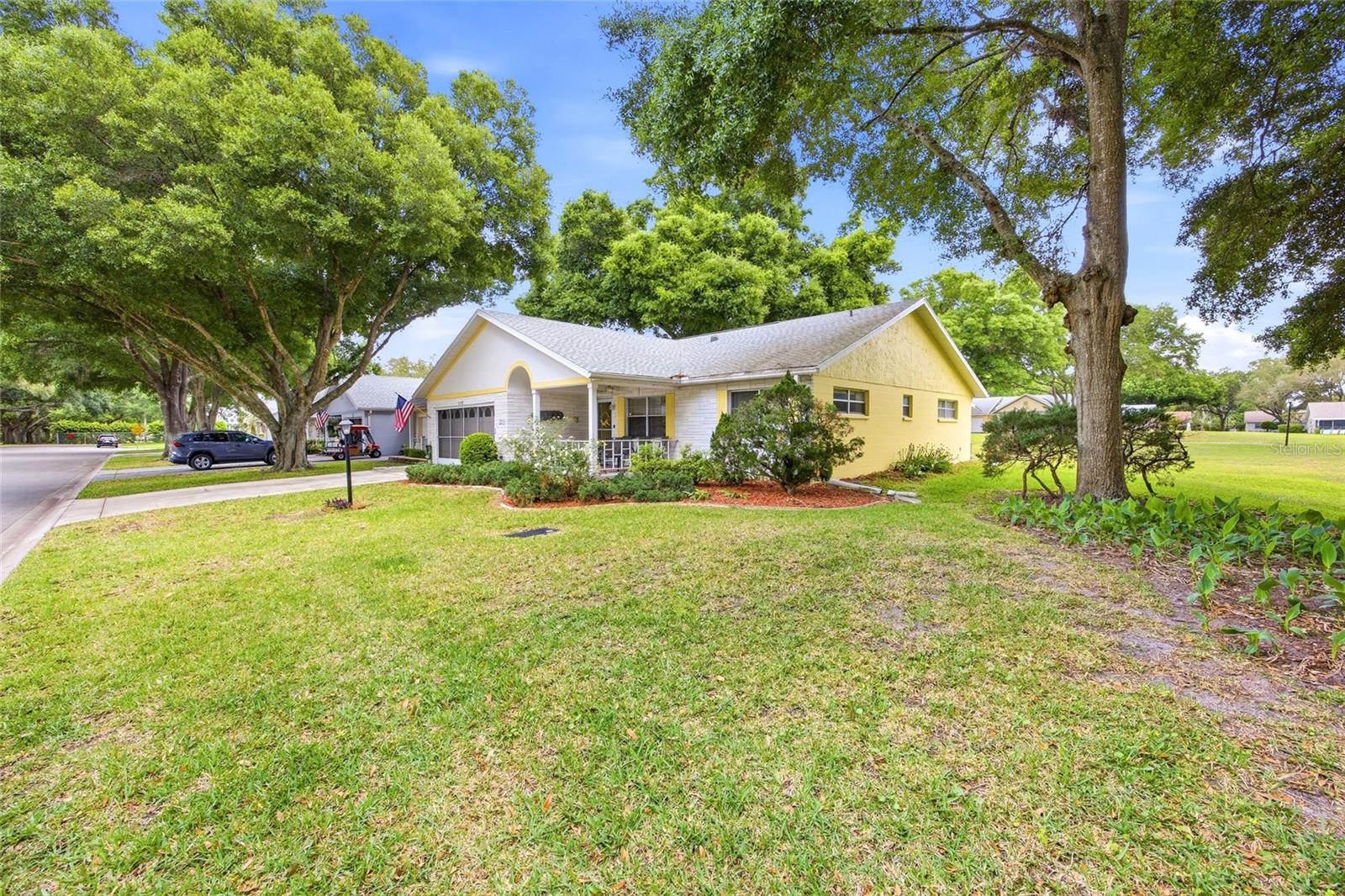 9335 Sw 85th Ter #e Property Photo 5
