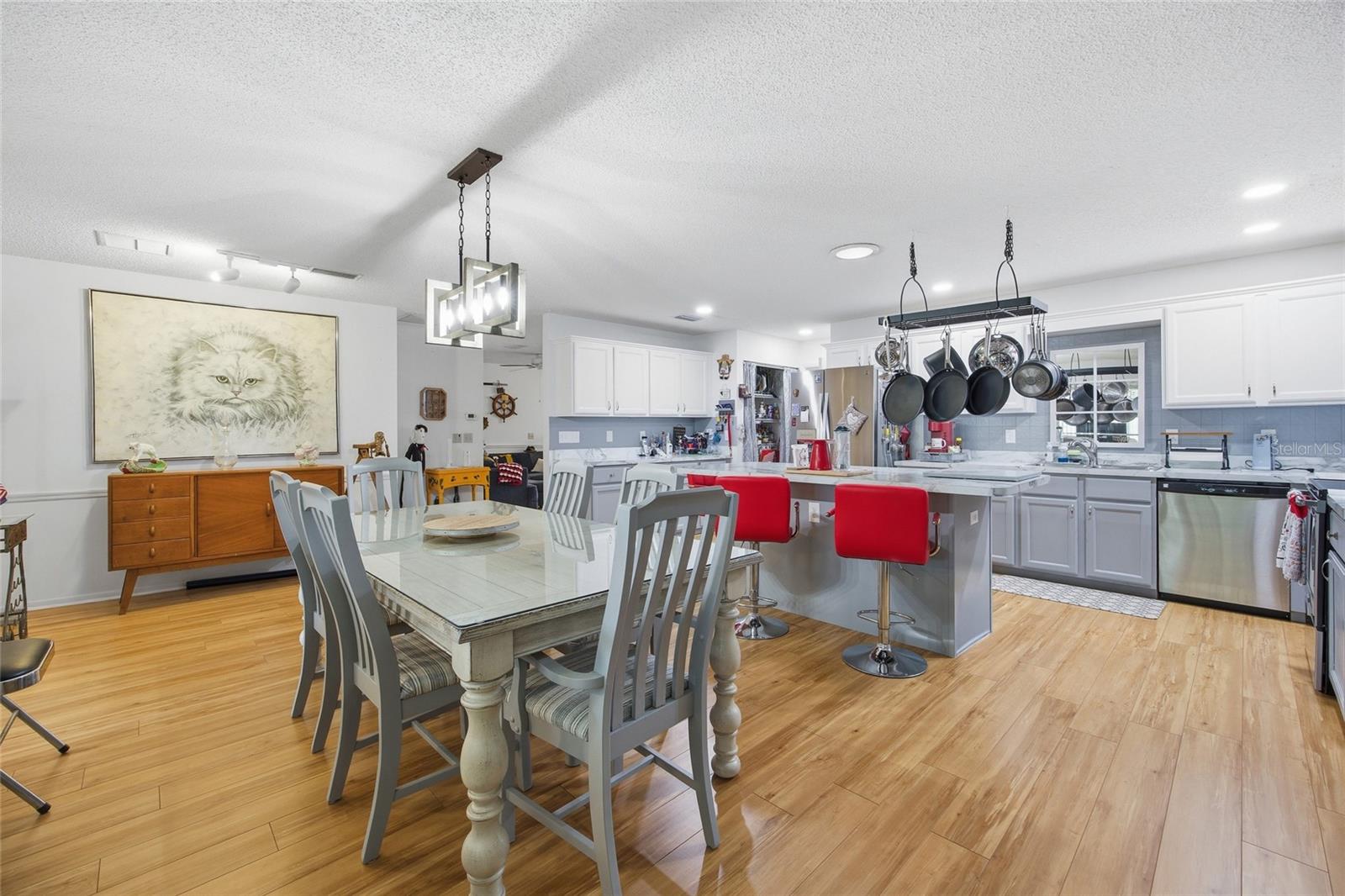 9335 Sw 85th Ter #e Property Photo 19