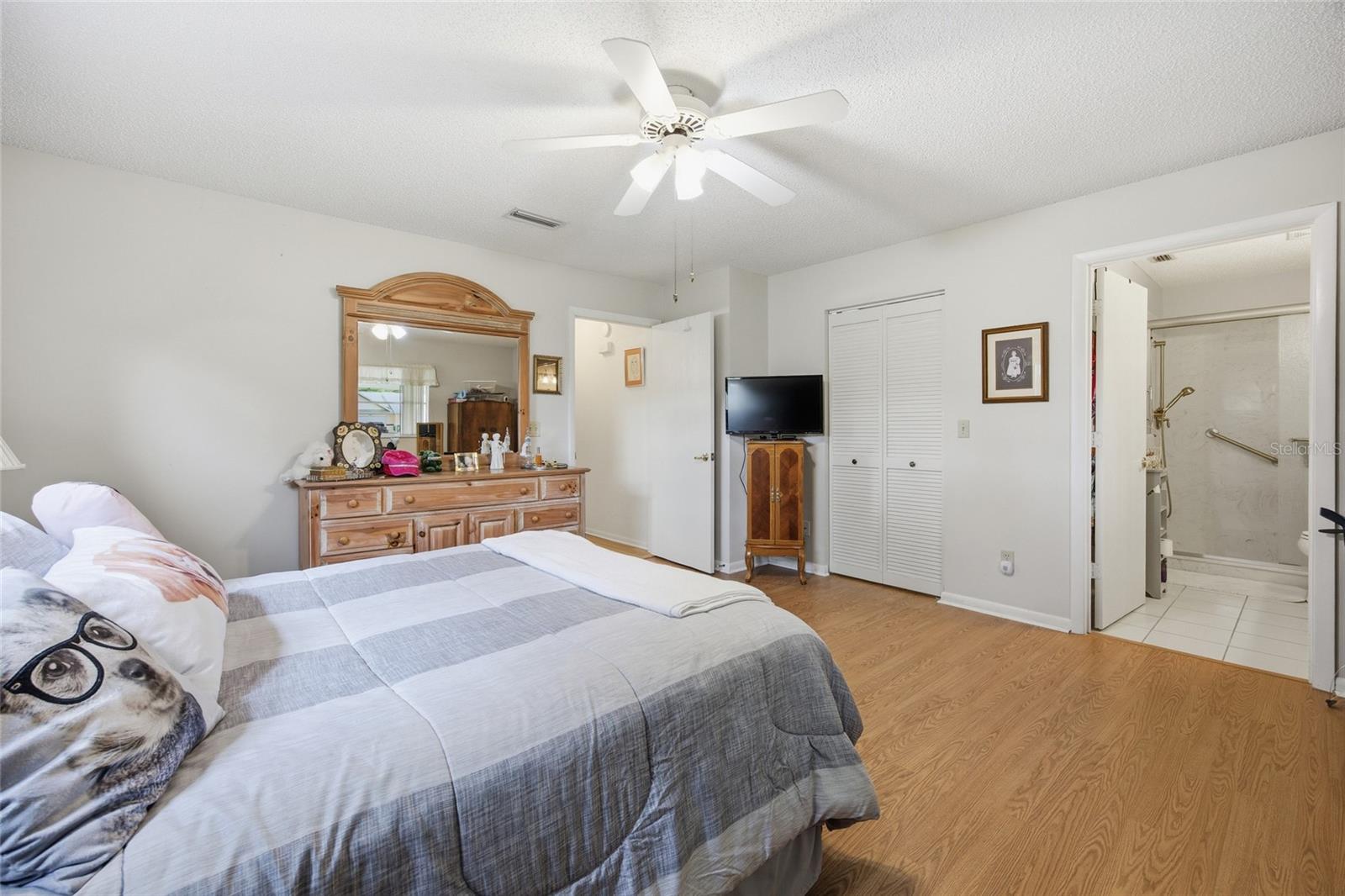 9335 Sw 85th Ter #e Property Photo 25