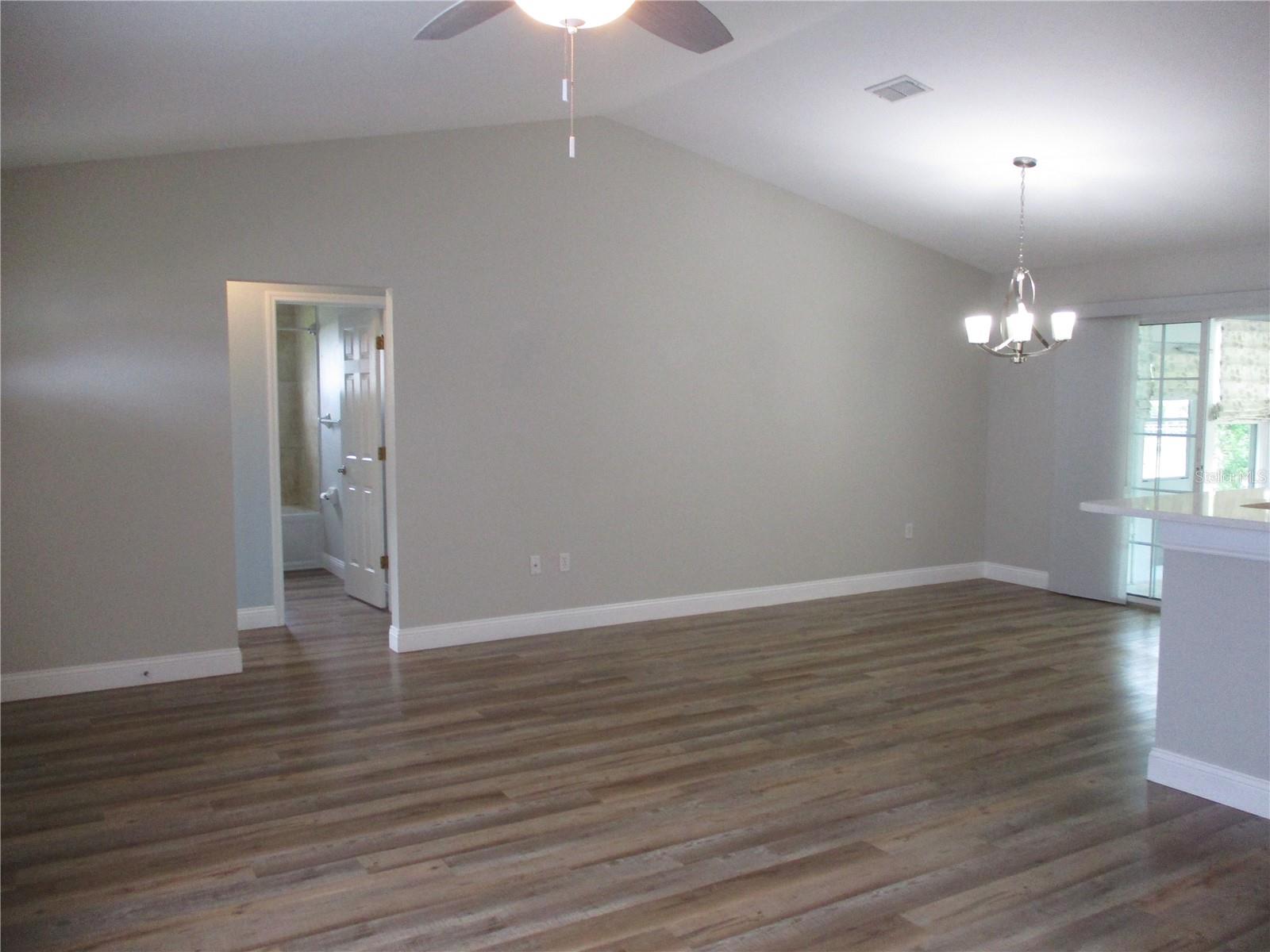11565 Sw 138th Pl Property Photo 5