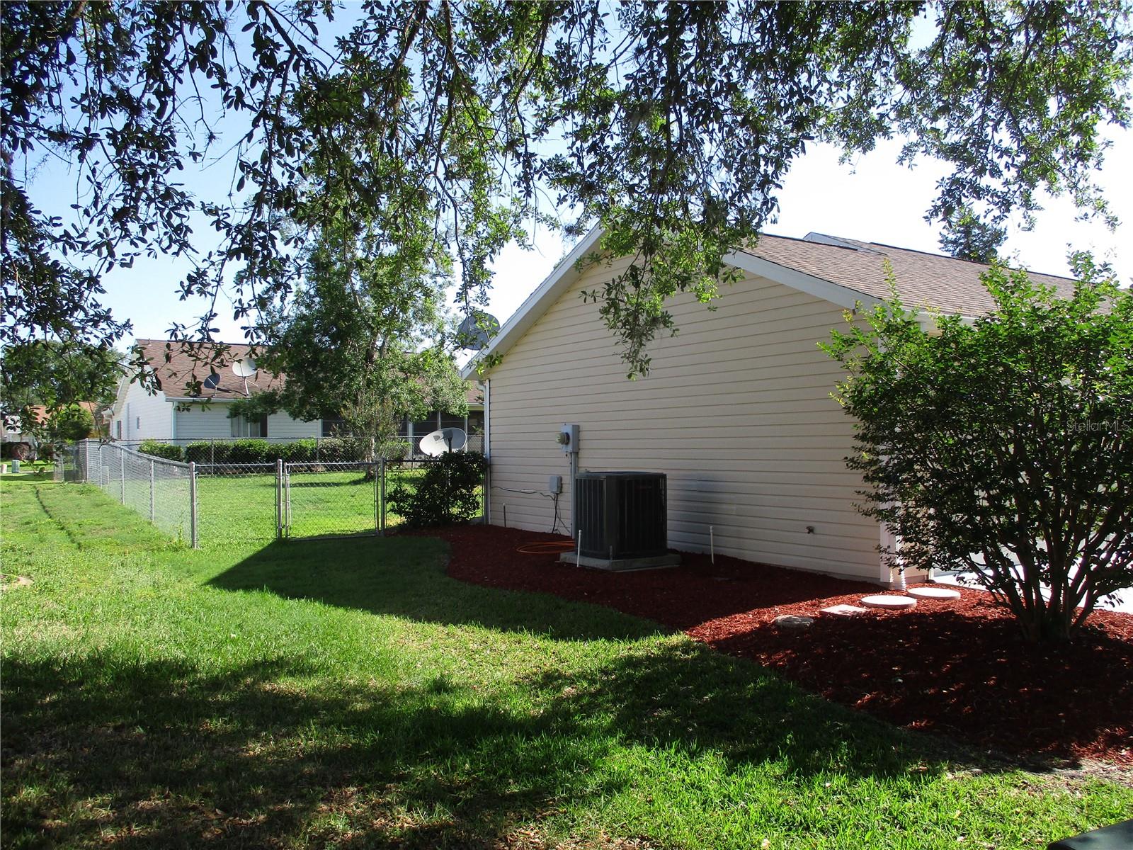 11579 Sw 140th Loop Property Photo 43