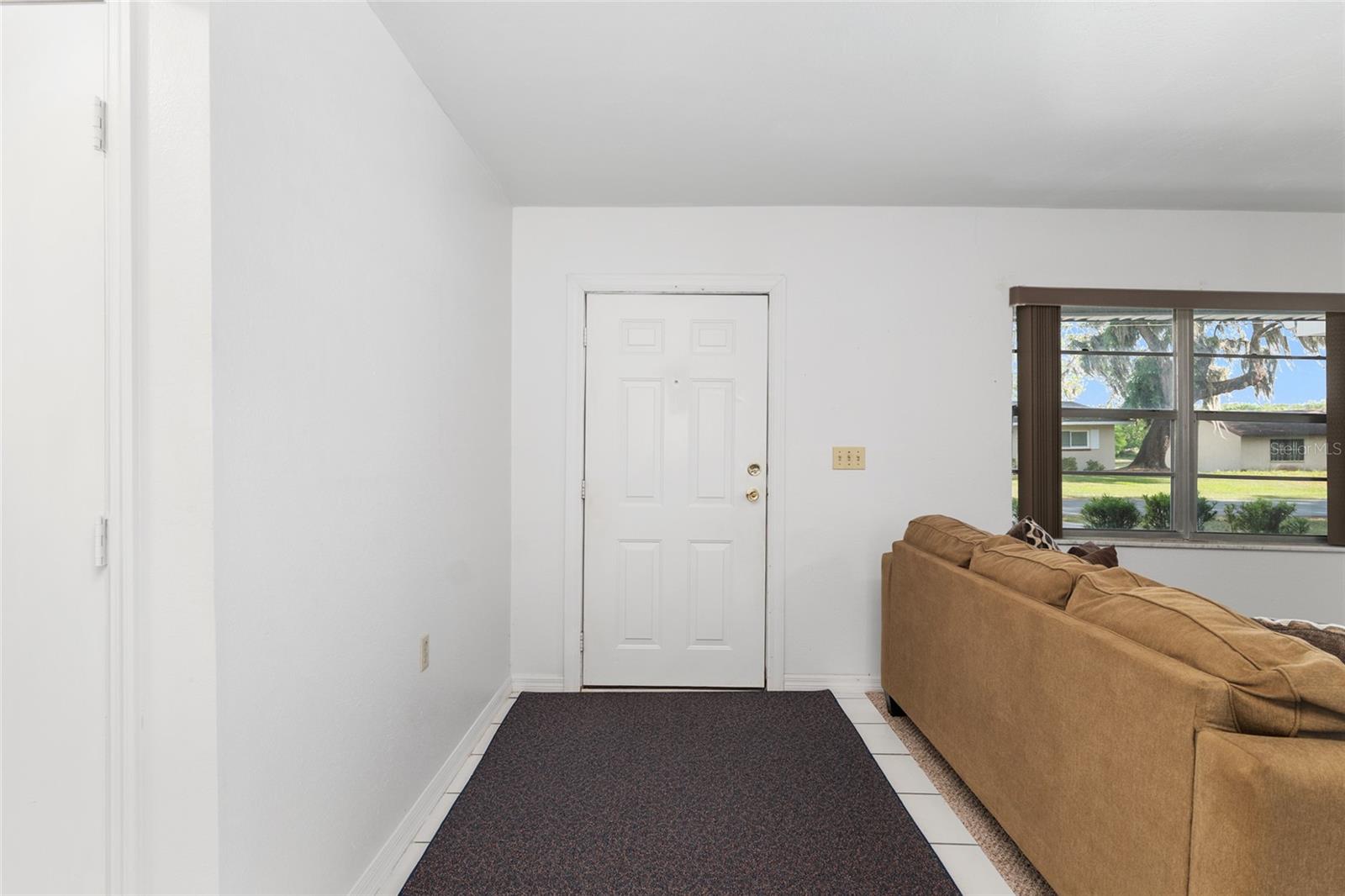9317 E Crescent Dr Property Photo 11