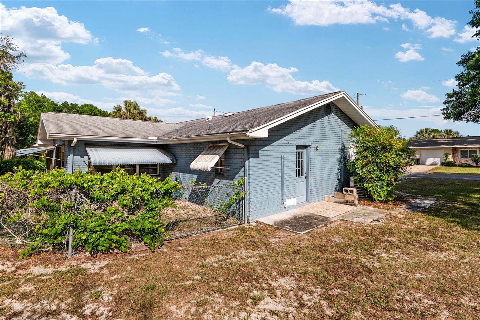 9317 E Crescent Dr Property Photo 49
