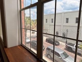44 S Magnolia Ave Property Photo 2