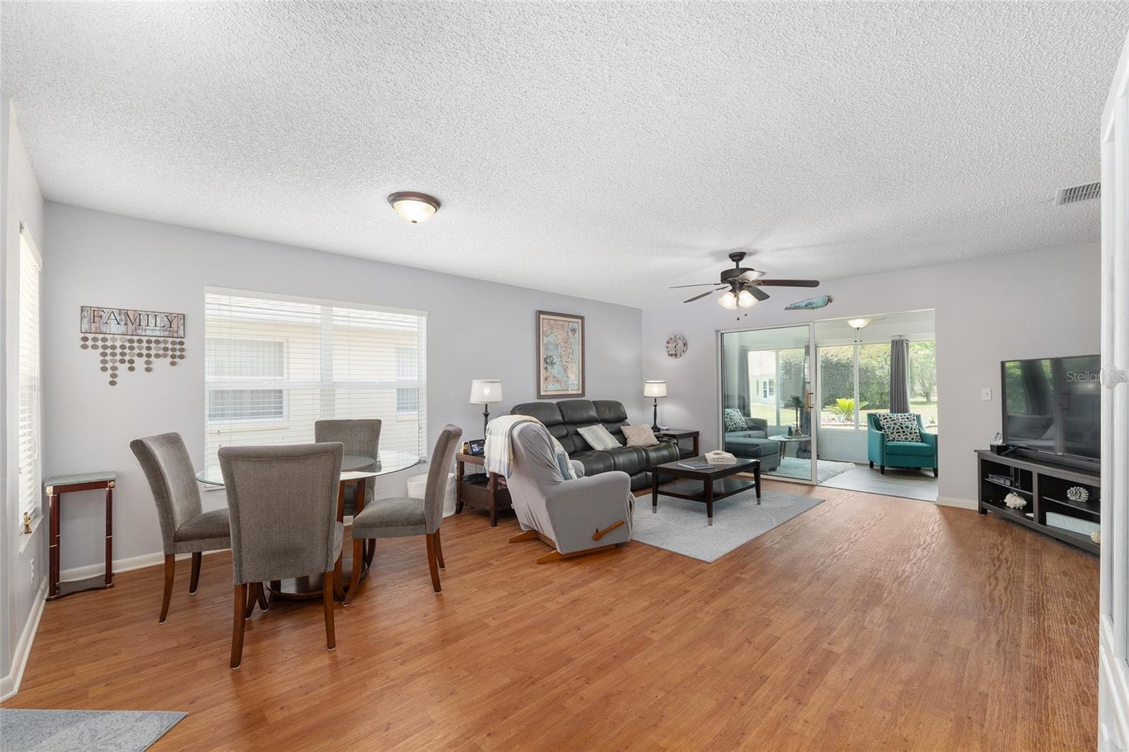 9511 Sw 93rd Loop Property Photo 13