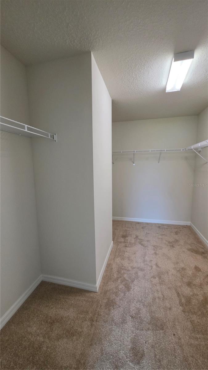 668 W Walkertown Dr Property Photo 8