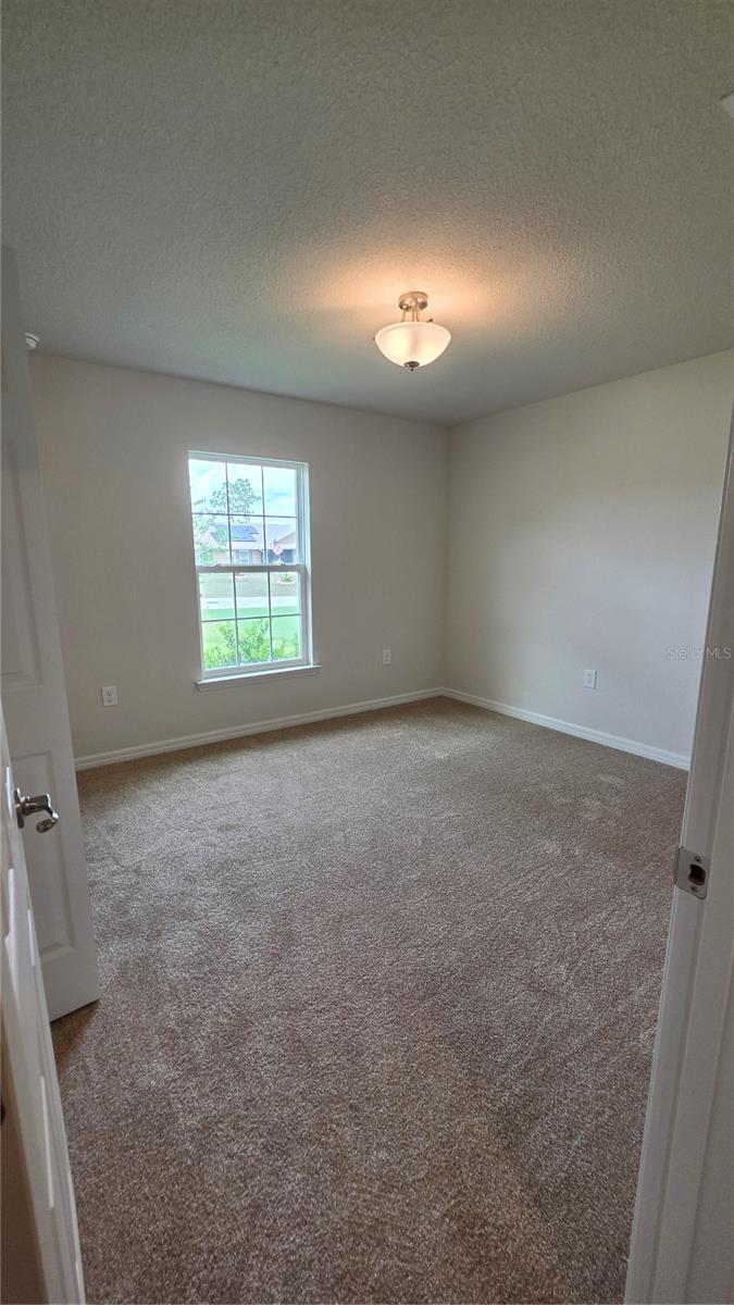 668 W Walkertown Dr Property Photo 12