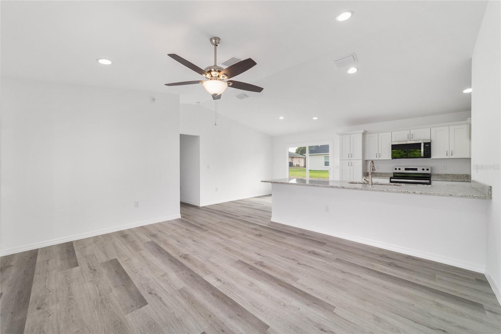 13078 Ne 7th Loop Property Photo 9