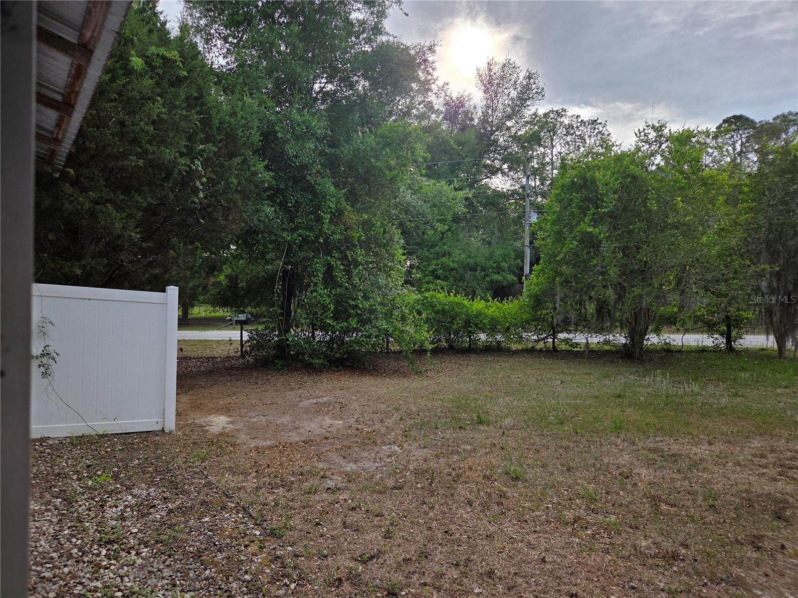 421 Margaret St Property Photo 27