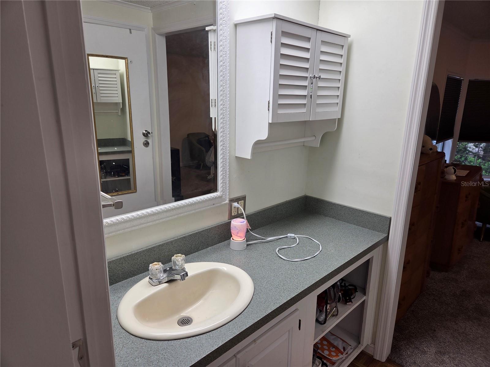 421 Margaret St Property Photo 52
