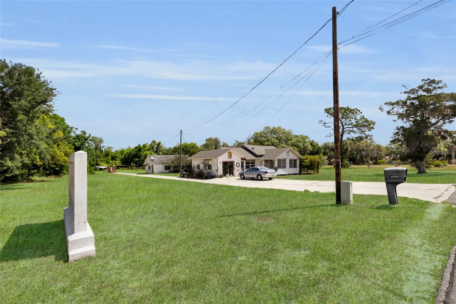 5223 Eagles Nest Rd Property Photo 3