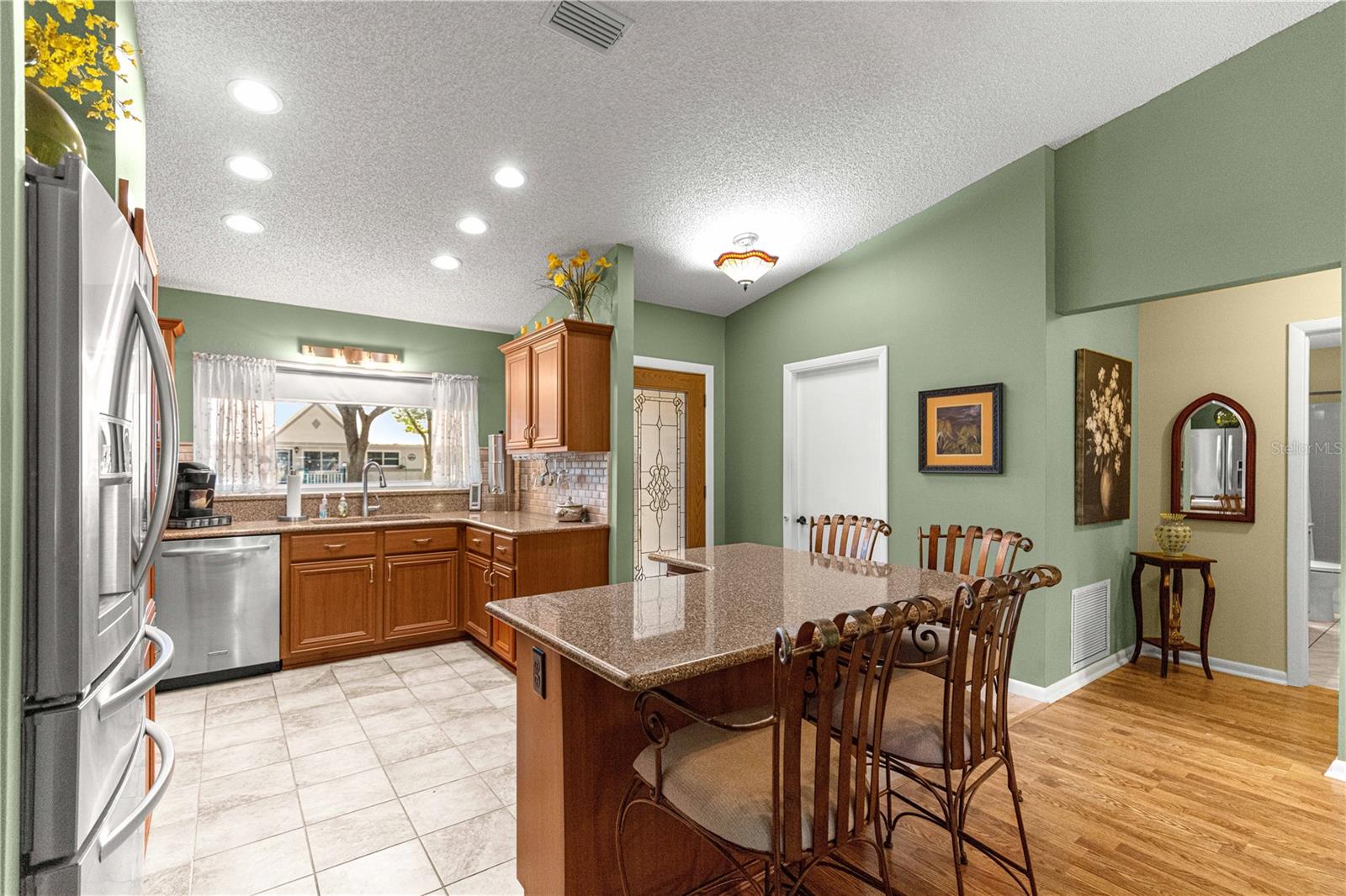 9380 Sw 84th Ter #c Property Photo 5