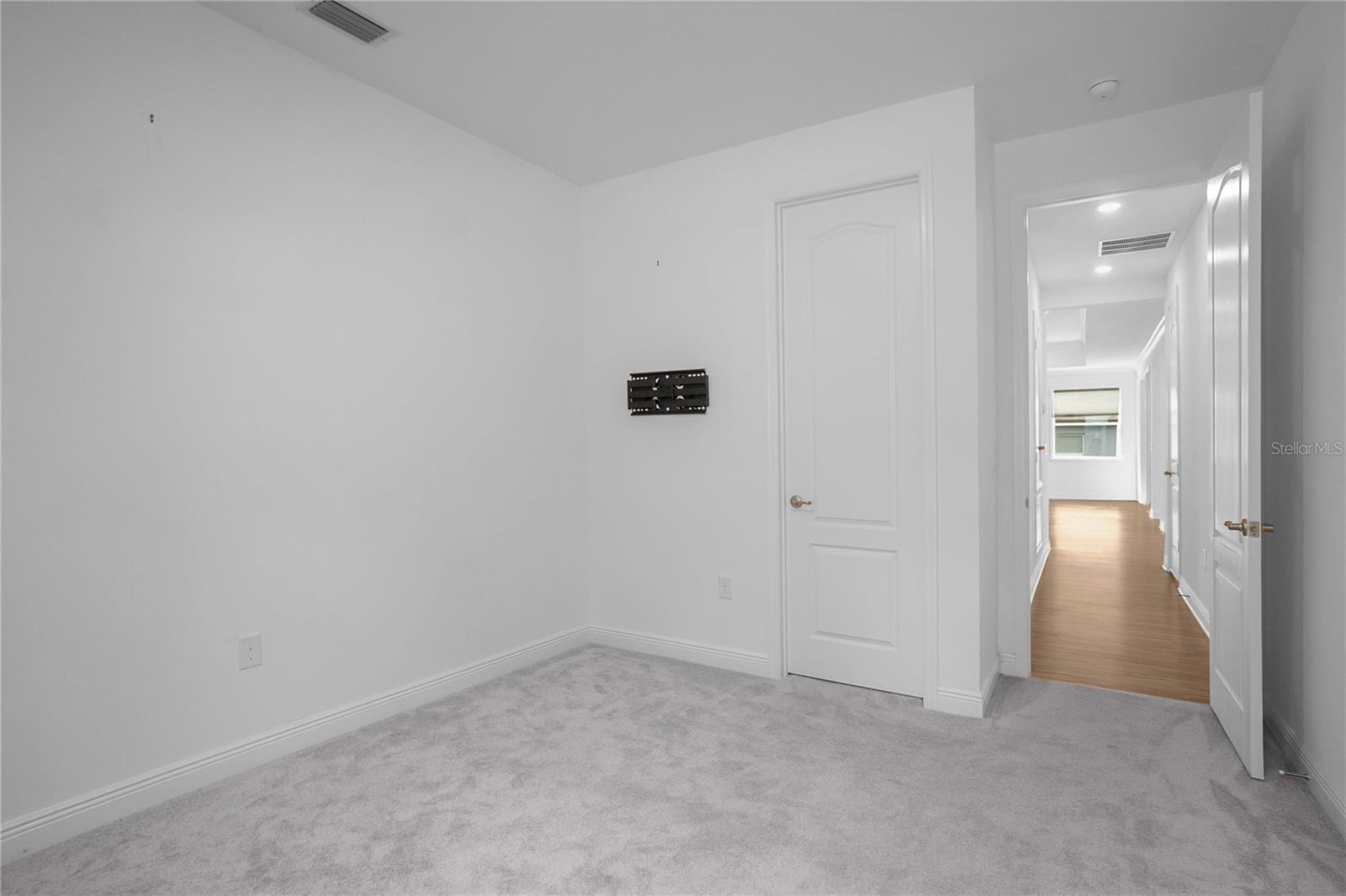 69 Grass St Property Photo 37