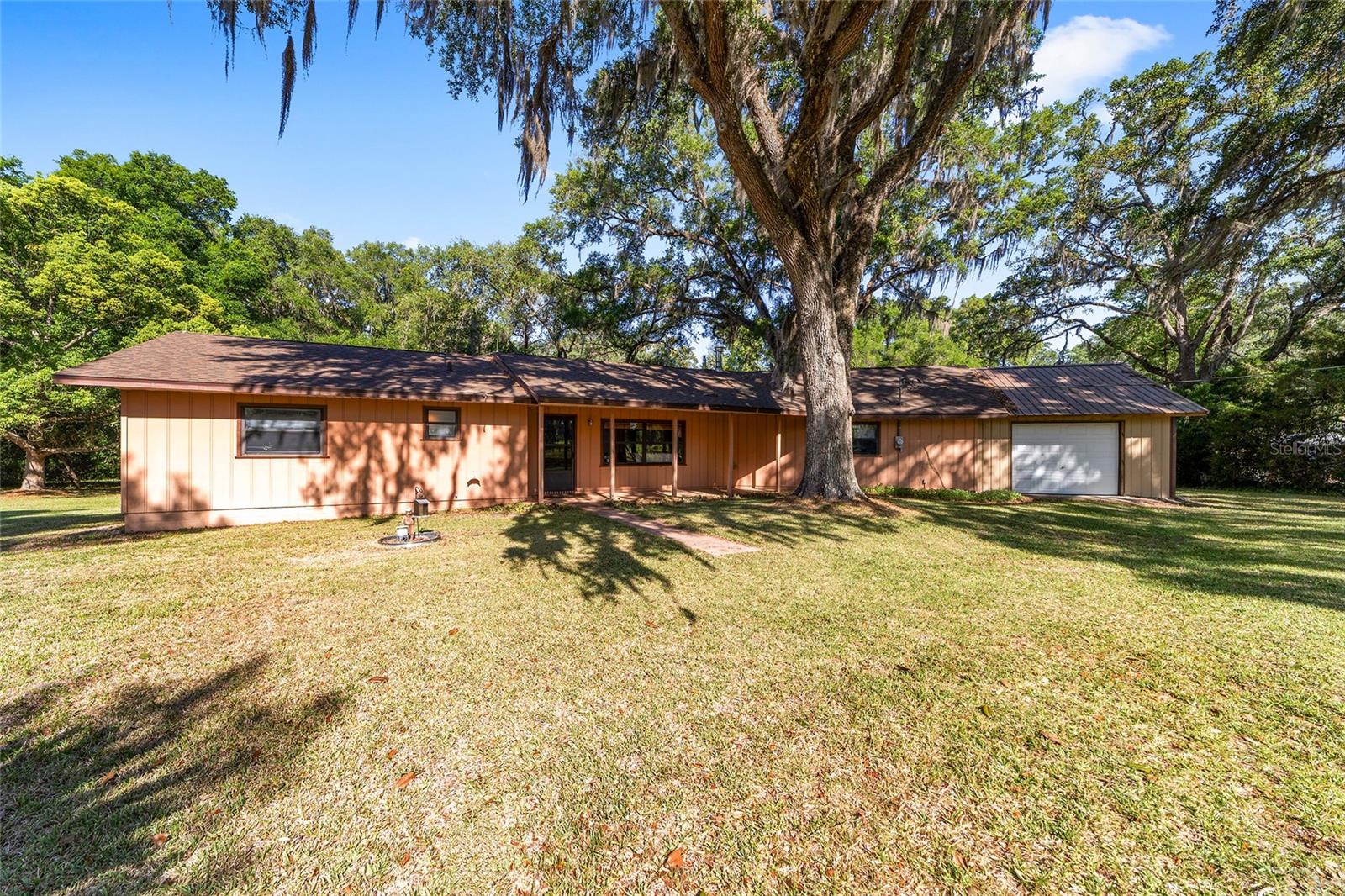 14020 Nw 160th Ave Property Photo 1
