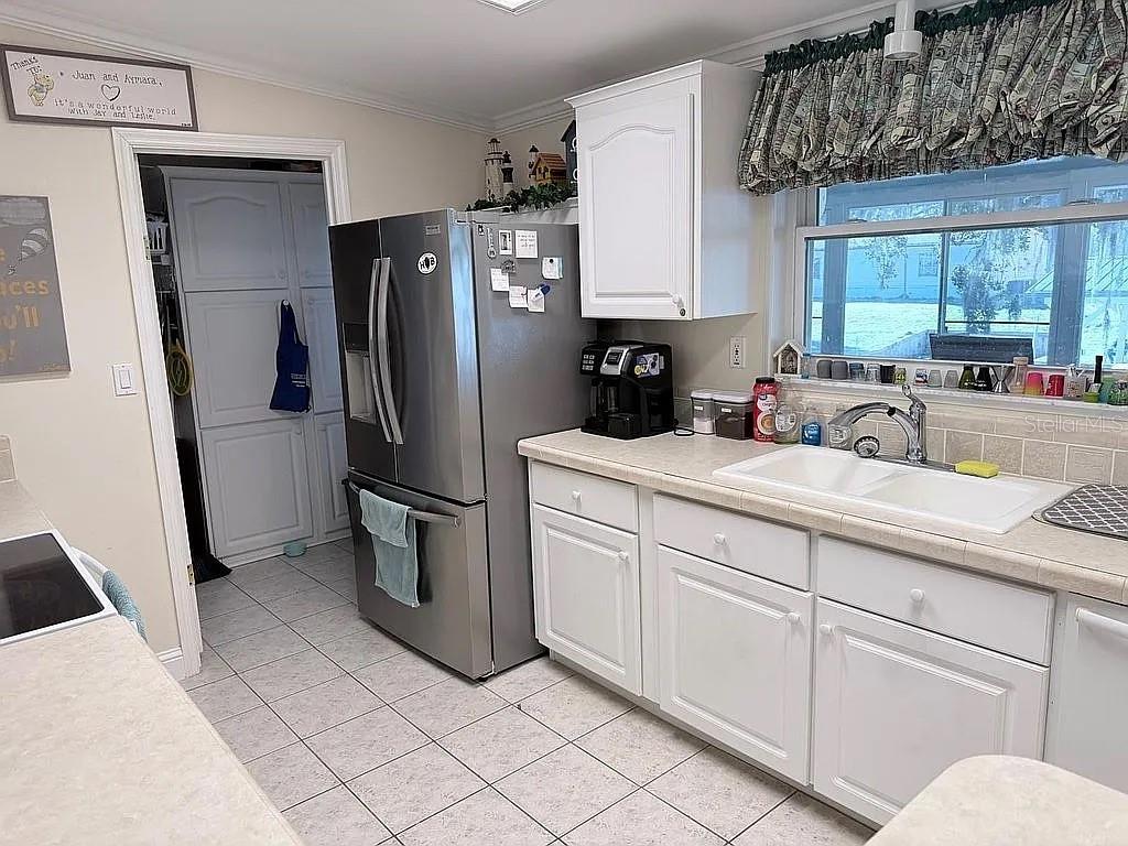 2086 Starboard Drive Property Photo 12