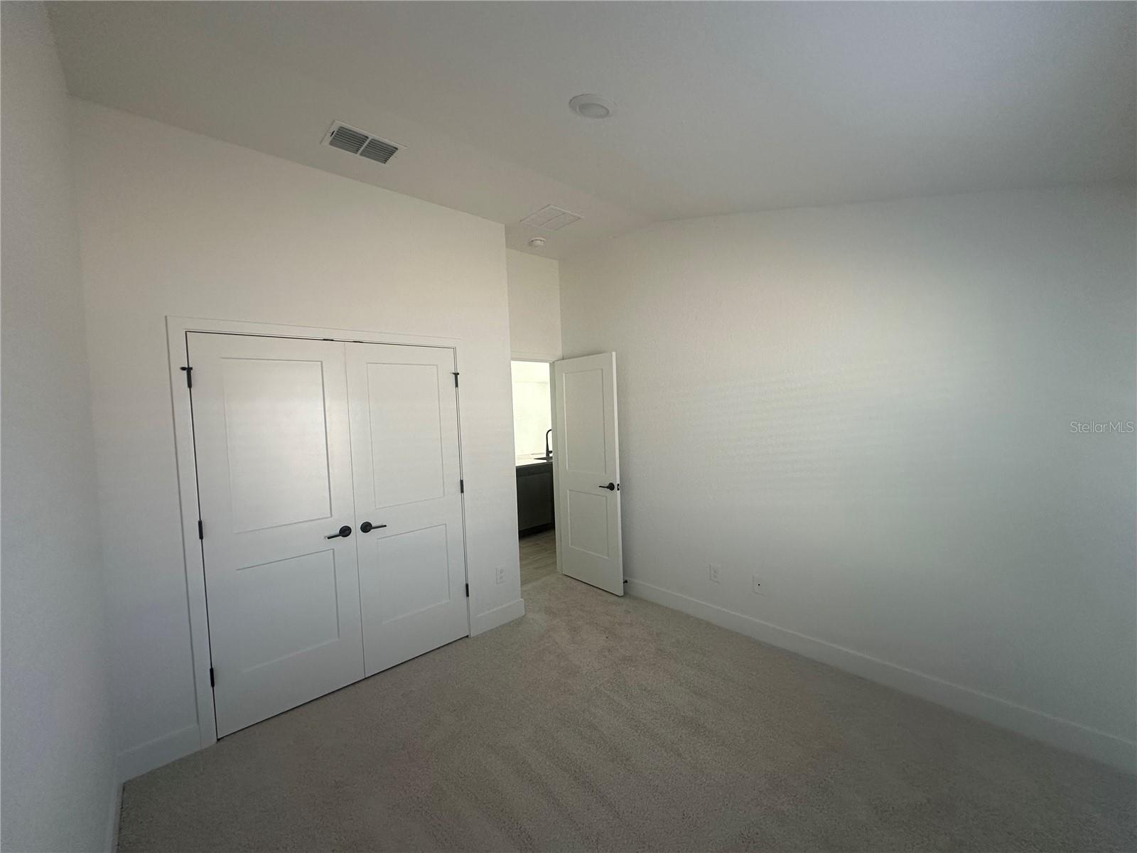 12539 Ne 48th Ter Property Photo 14