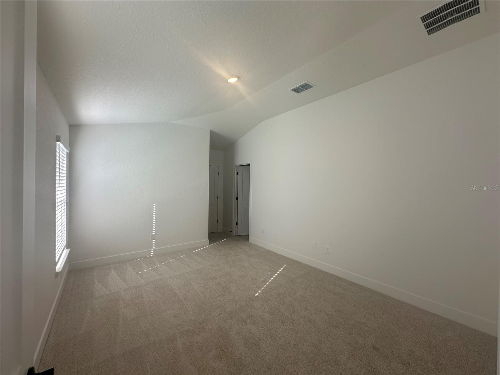12539 Ne 48th Ter Property Photo 16