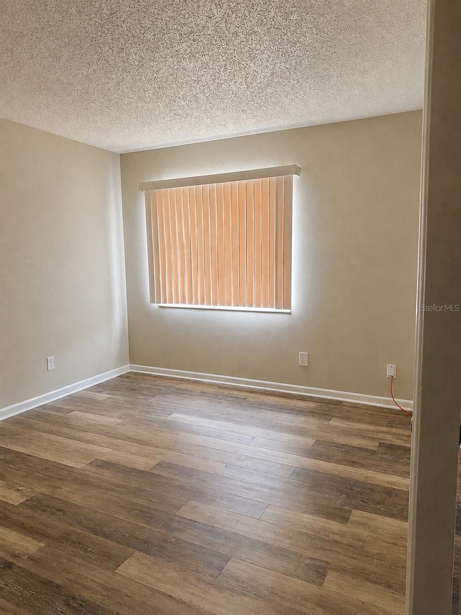 737 Midway Dr #a Property Photo 8