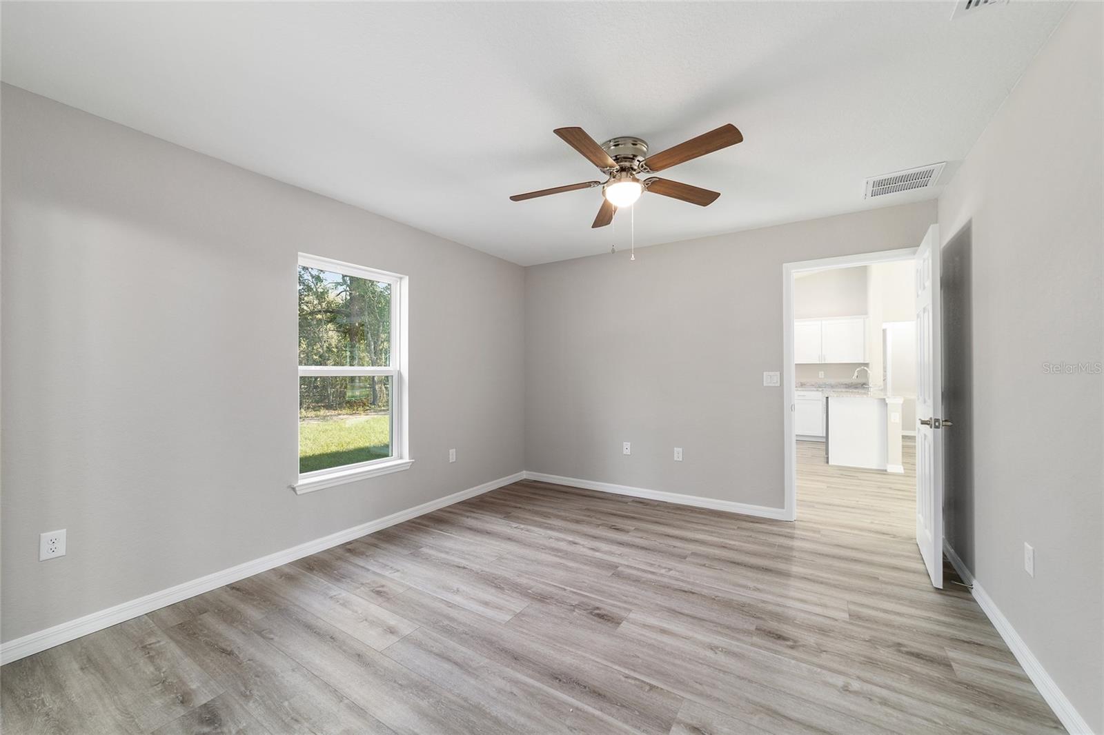 32 Olive Circle Loop Property Photo 25
