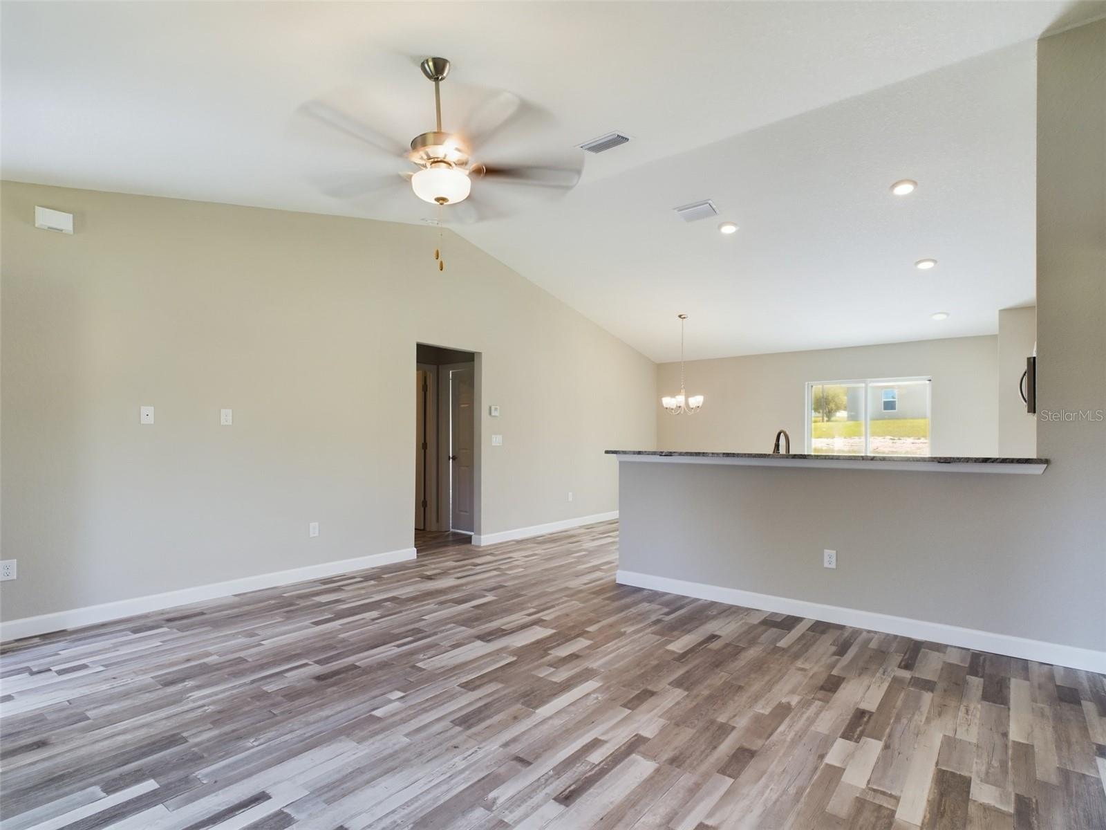 13215 Sw 77th Ave Property Photo 6